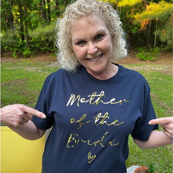 Meet your Posher, Laura - Picture 1 of 2